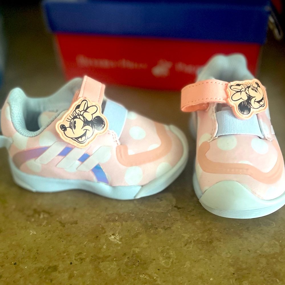 Toddler girl size 5